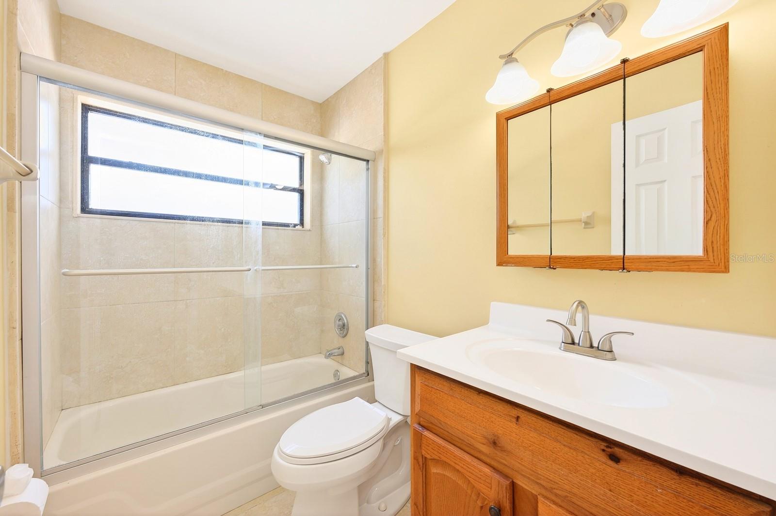 Image 15 of 24 For 3348 Hillmont Circle