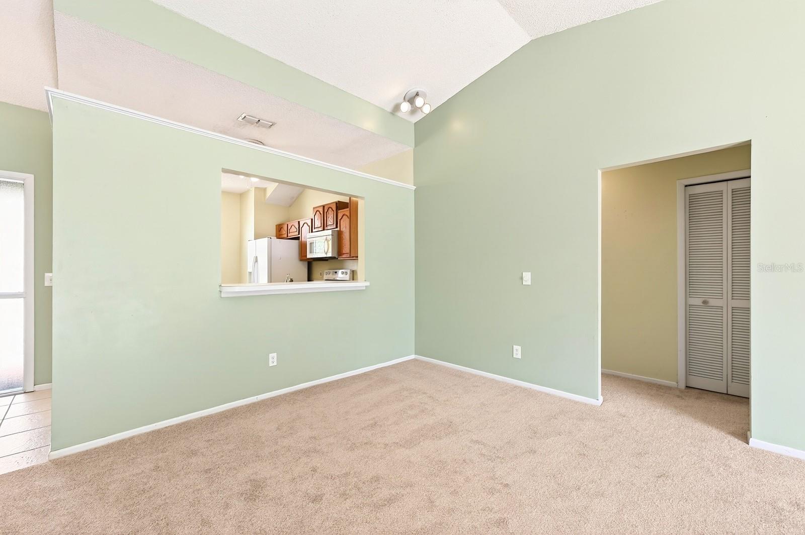 Image 21 of 24 For 3348 Hillmont Circle