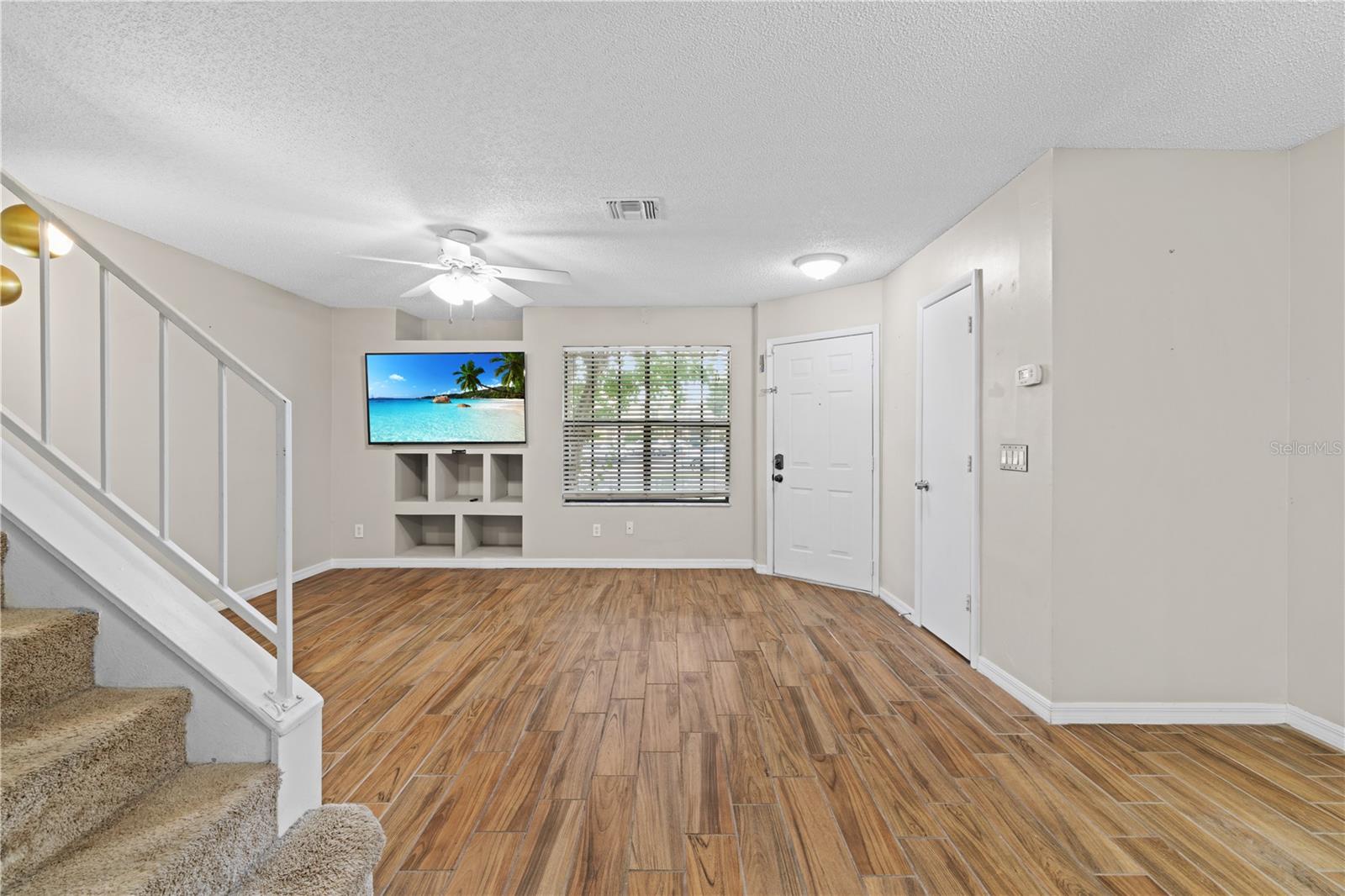 Image 7 of 76 For 2941 Lowell Court
