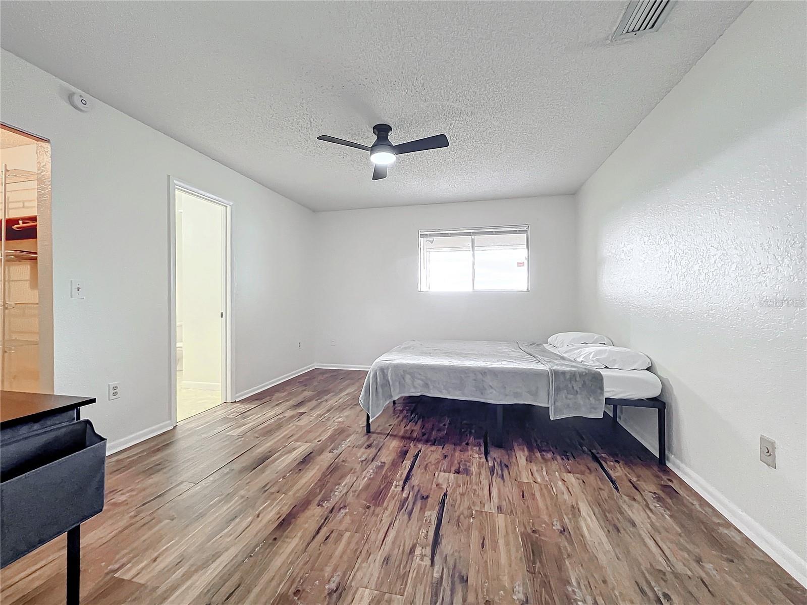 Image 37 of 78 For 4166 Plantation Cove Drive 505