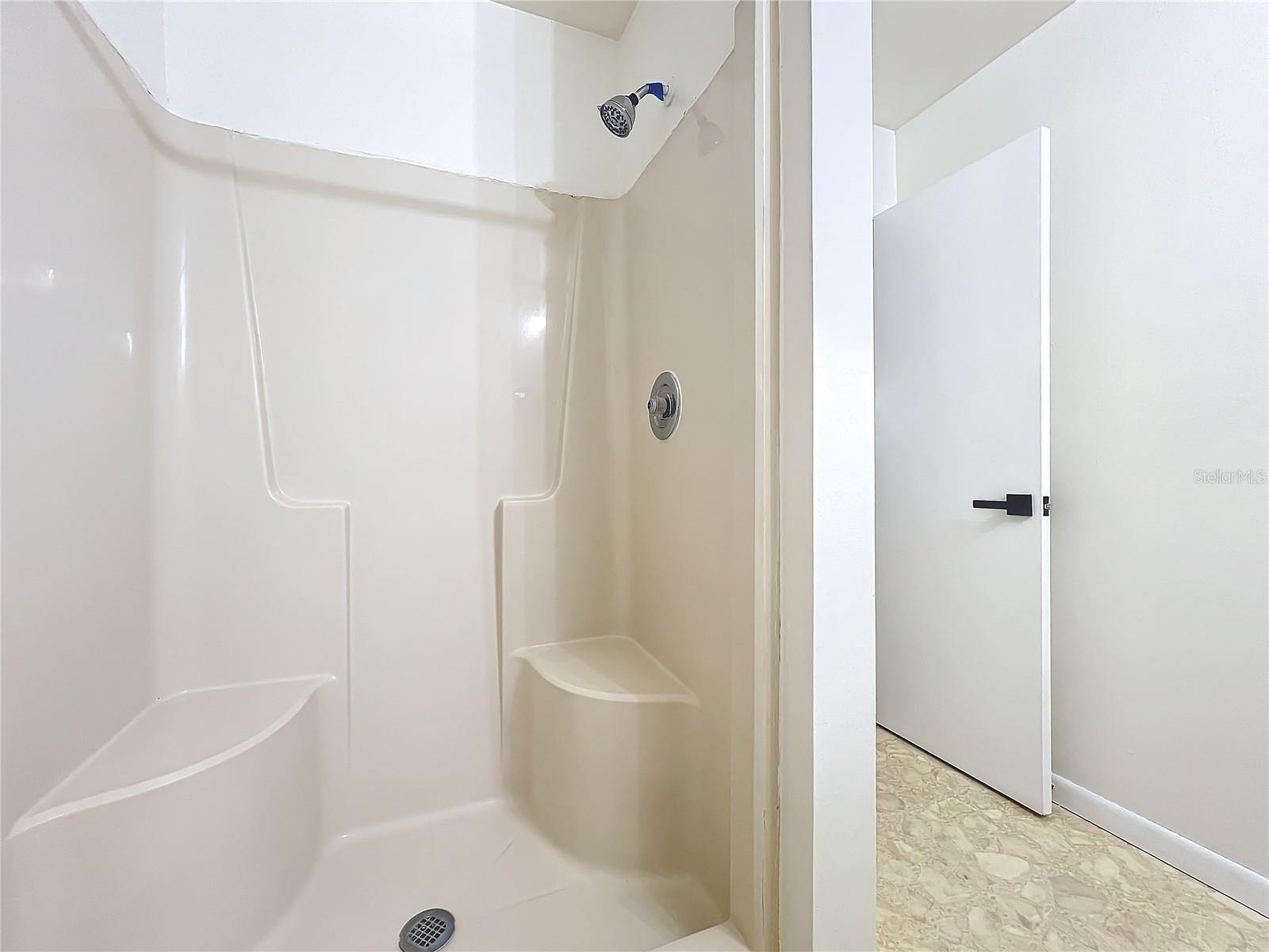 Image 46 of 78 For 4166 Plantation Cove Drive 505