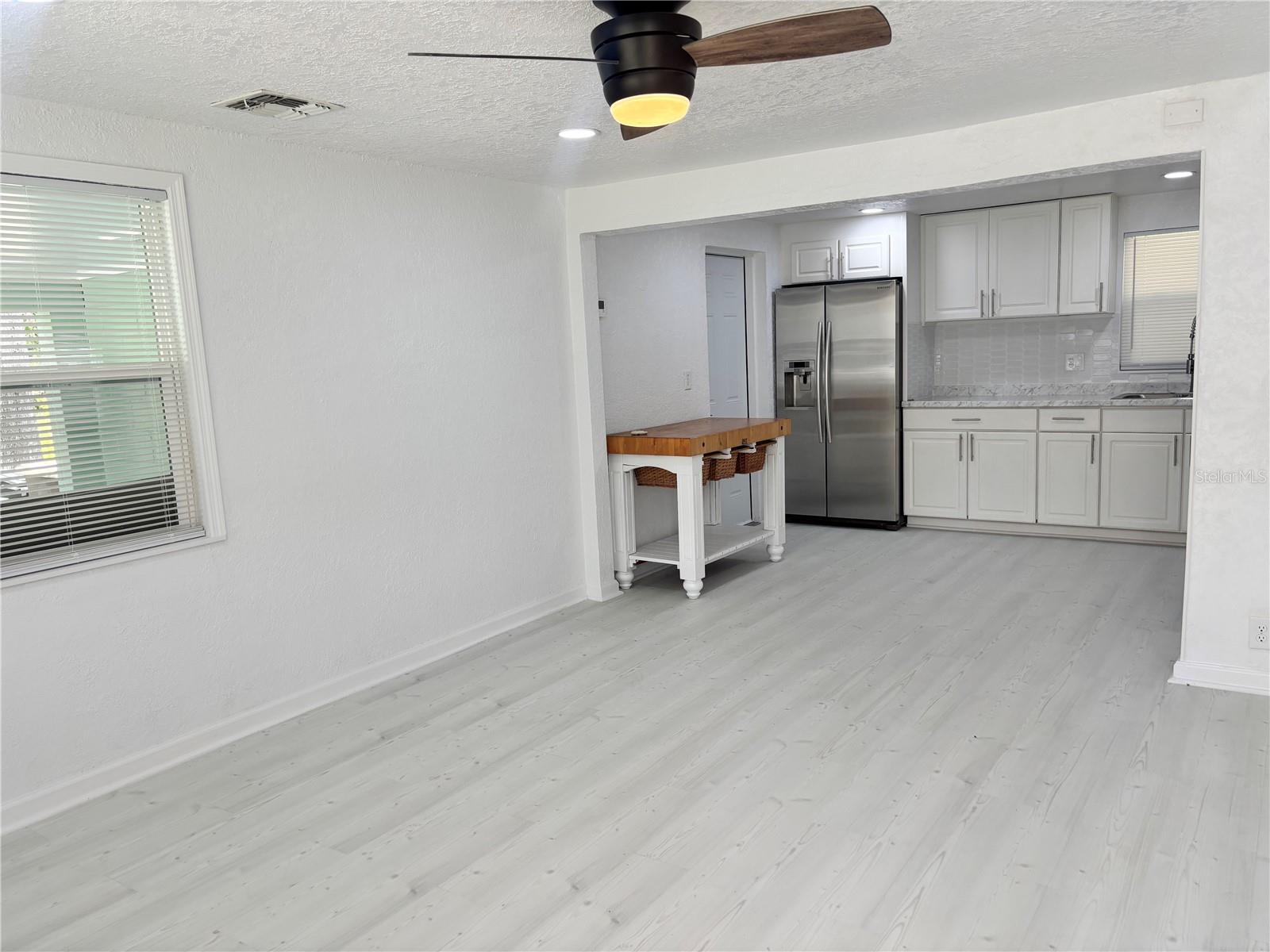 Image 10 of 20 For 124 Coronado Road