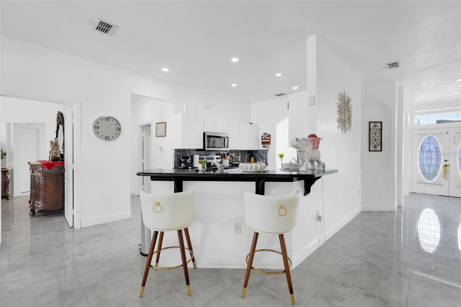Image 14 of 42 For 2735 Berkford Circle