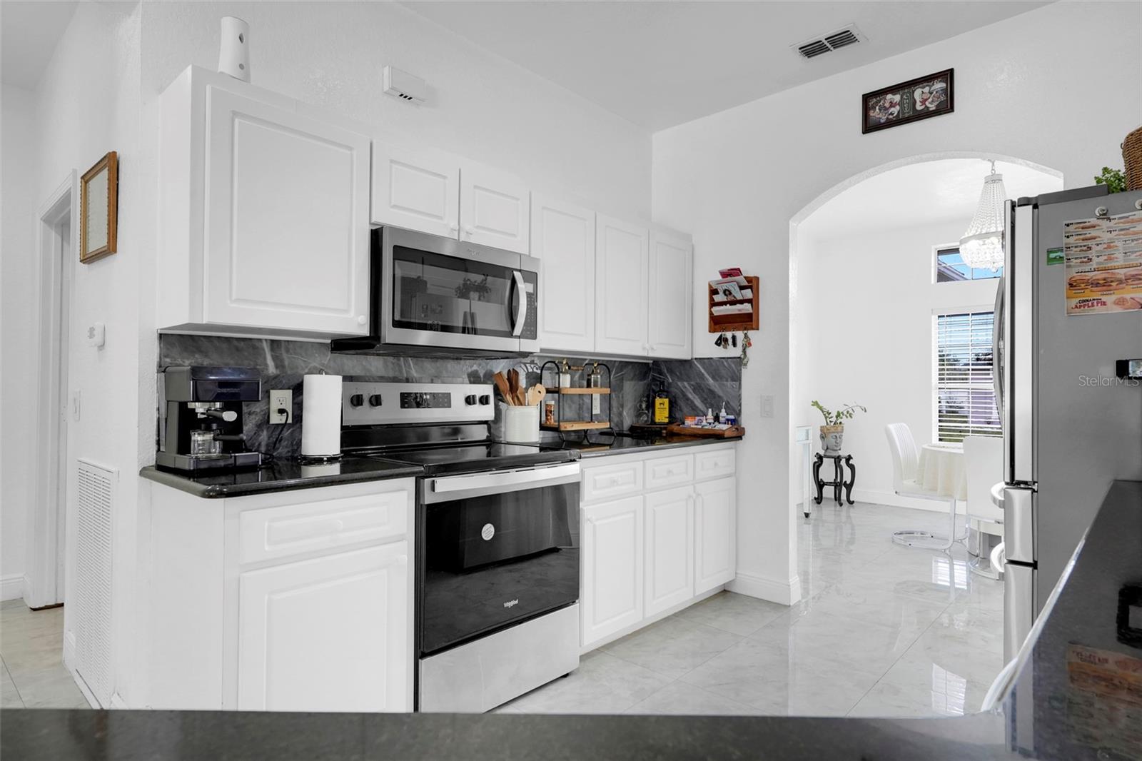 Image 17 of 42 For 2735 Berkford Circle