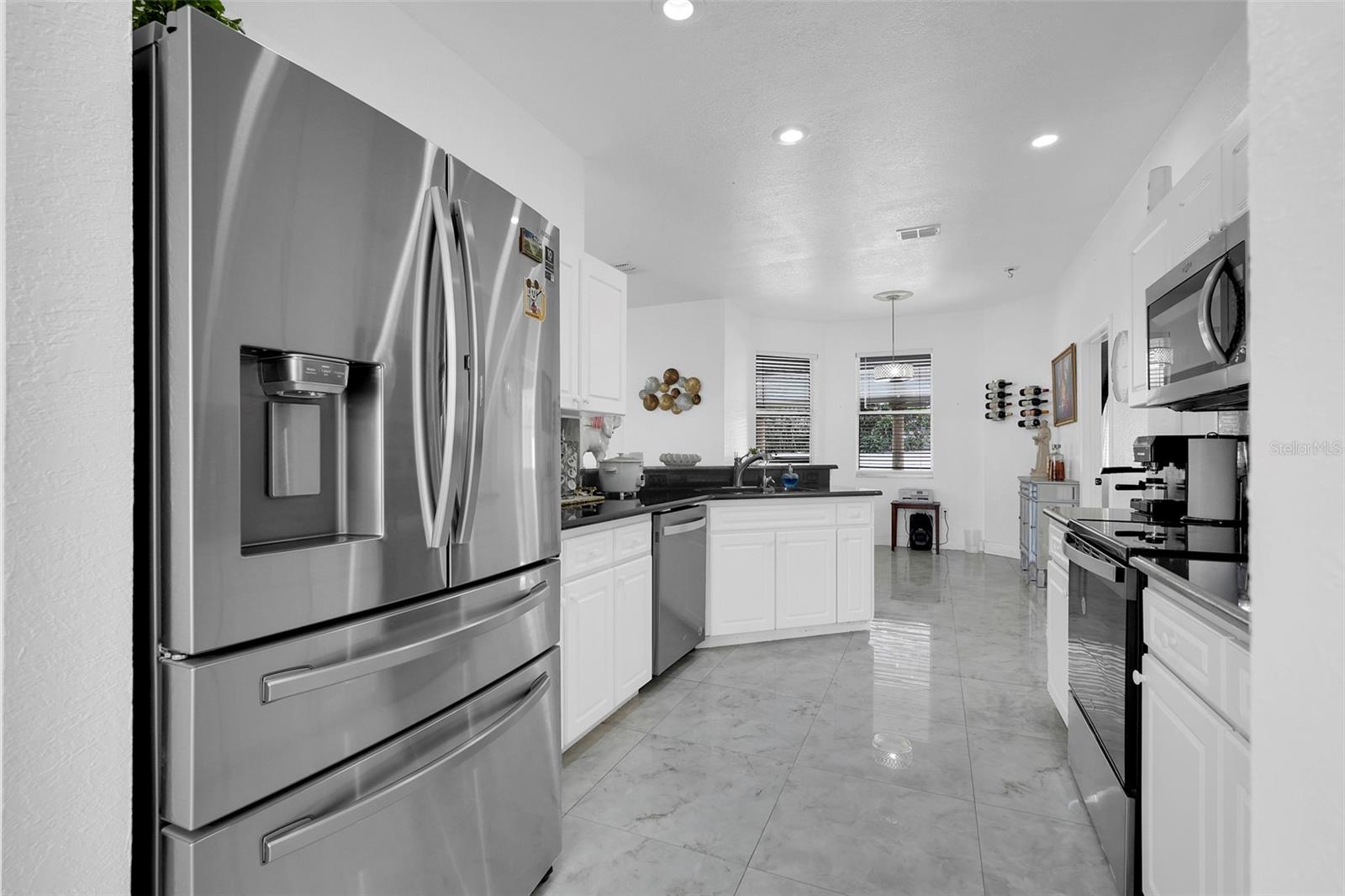 Image 18 of 42 For 2735 Berkford Circle