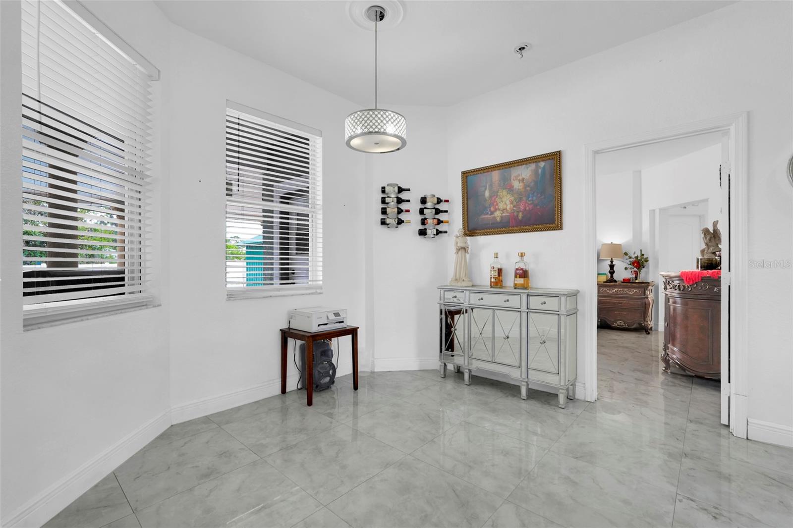 Image 19 of 42 For 2735 Berkford Circle