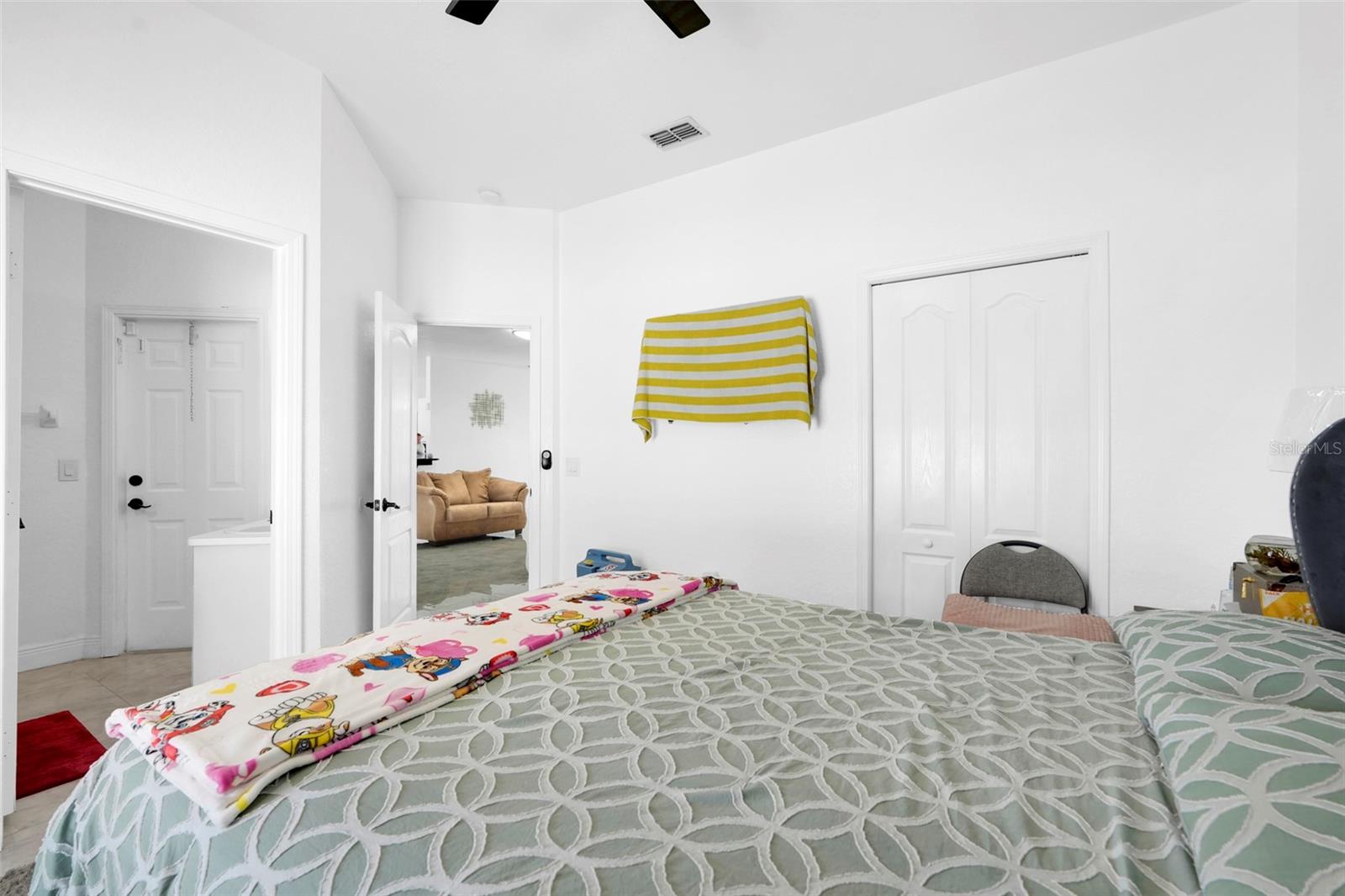 Image 32 of 42 For 2735 Berkford Circle