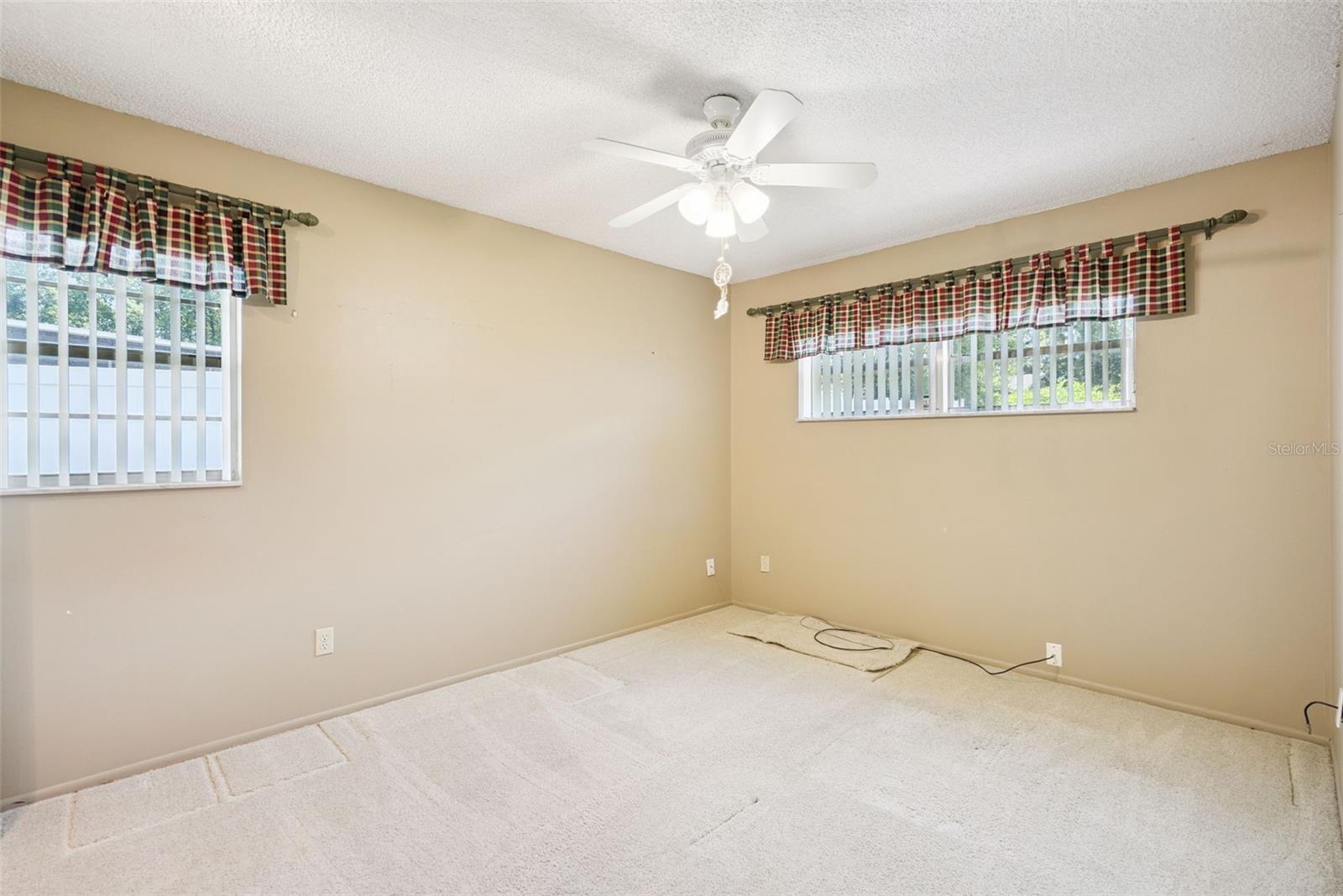 Image 12 of 20 For 127 Clover Lane