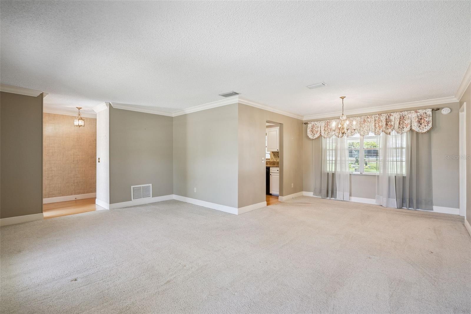 Image 9 of 20 For 127 Clover Lane