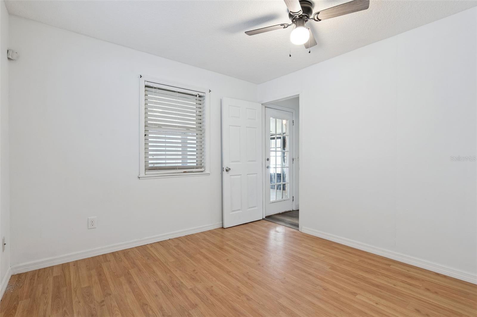 Image 16 of 21 For 1001 Norwood Drive
