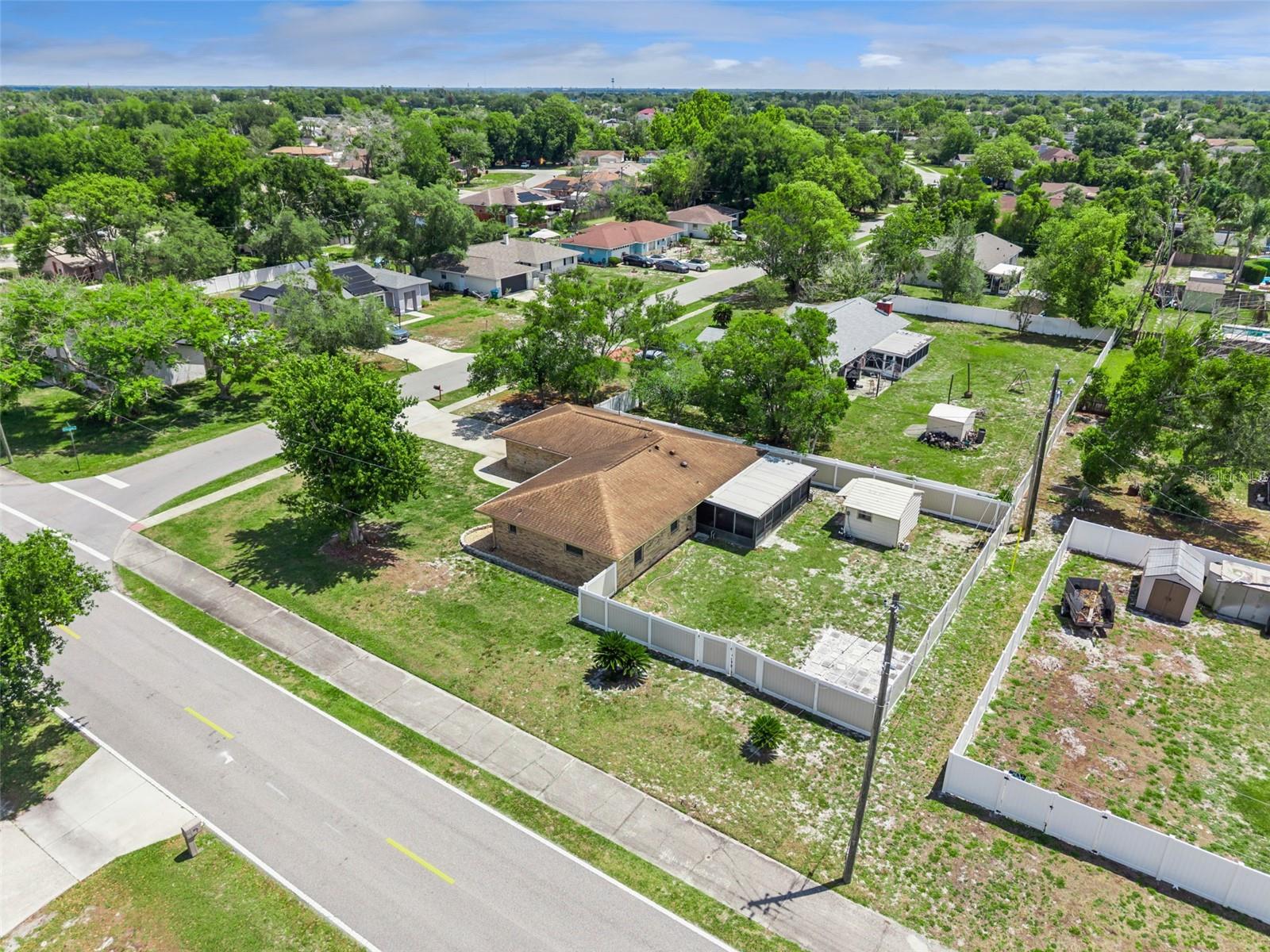 Image 19 of 21 For 1001 Norwood Drive
