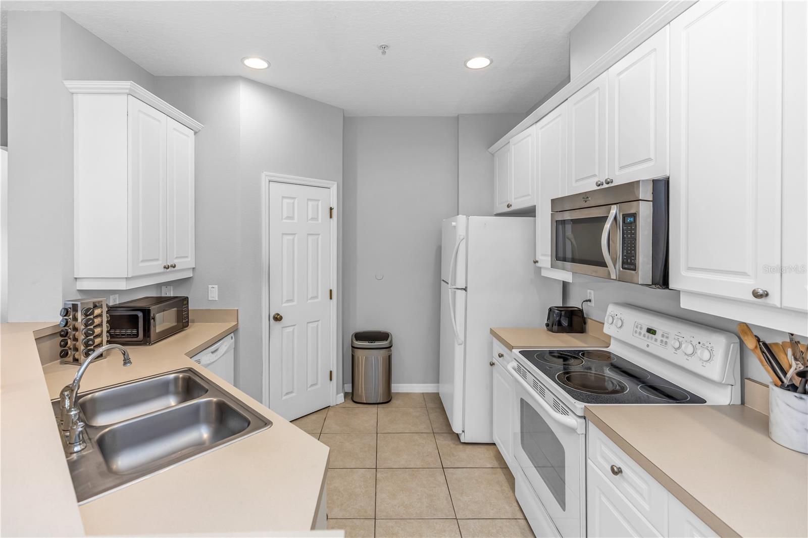 Image 6 of 27 For 540 Pinebranch Circle