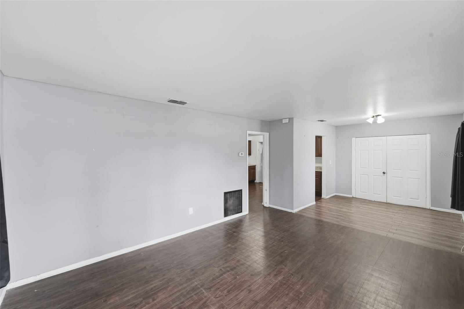 Image 6 of 35 For 5308 Golf Club Parkway