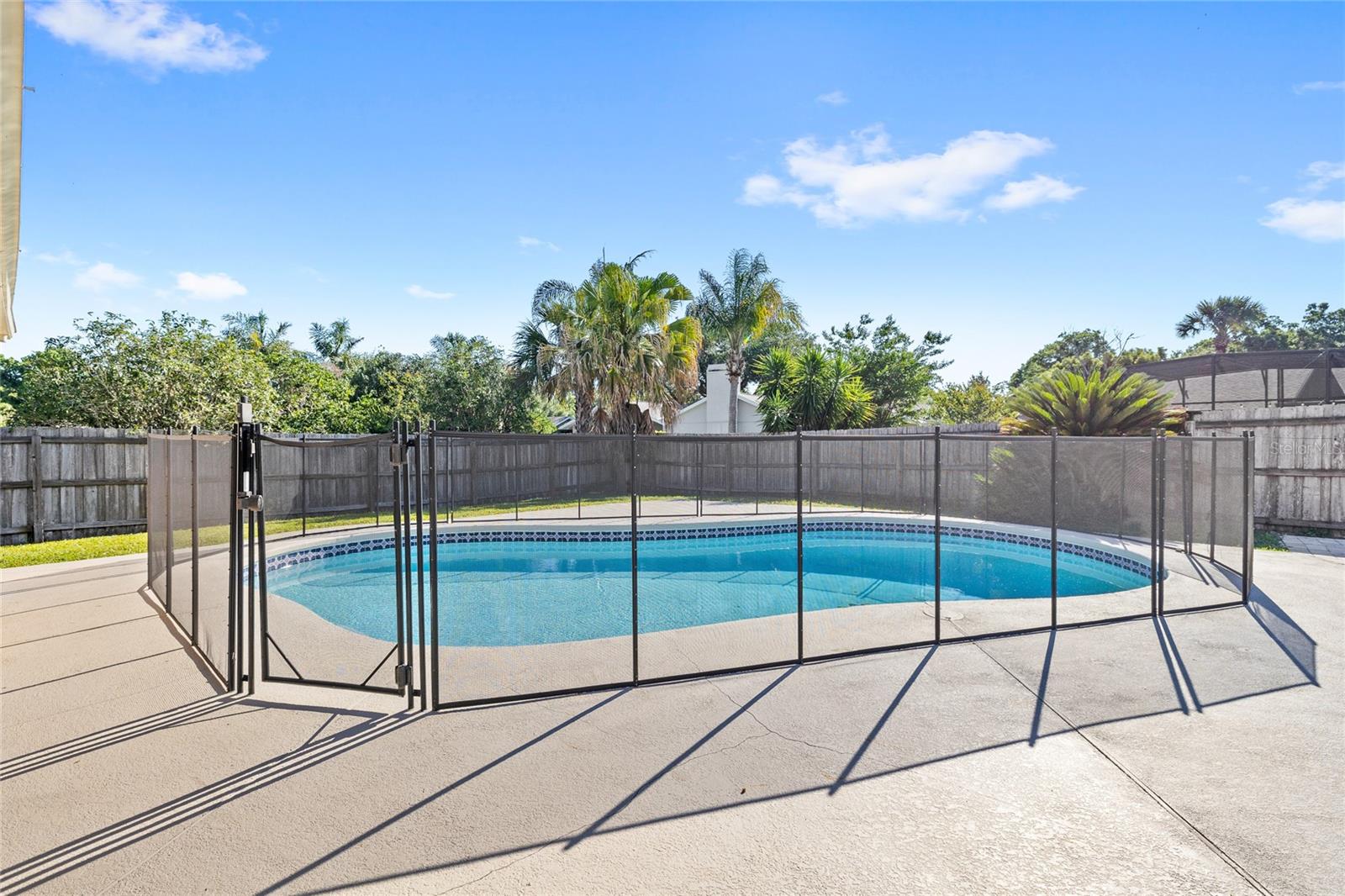 Image 33 of 48 For 413 Willowbrook Lane