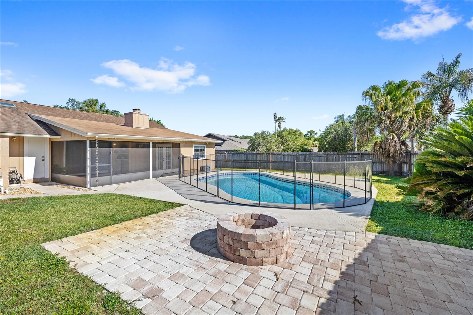 Image 35 of 48 For 413 Willowbrook Lane