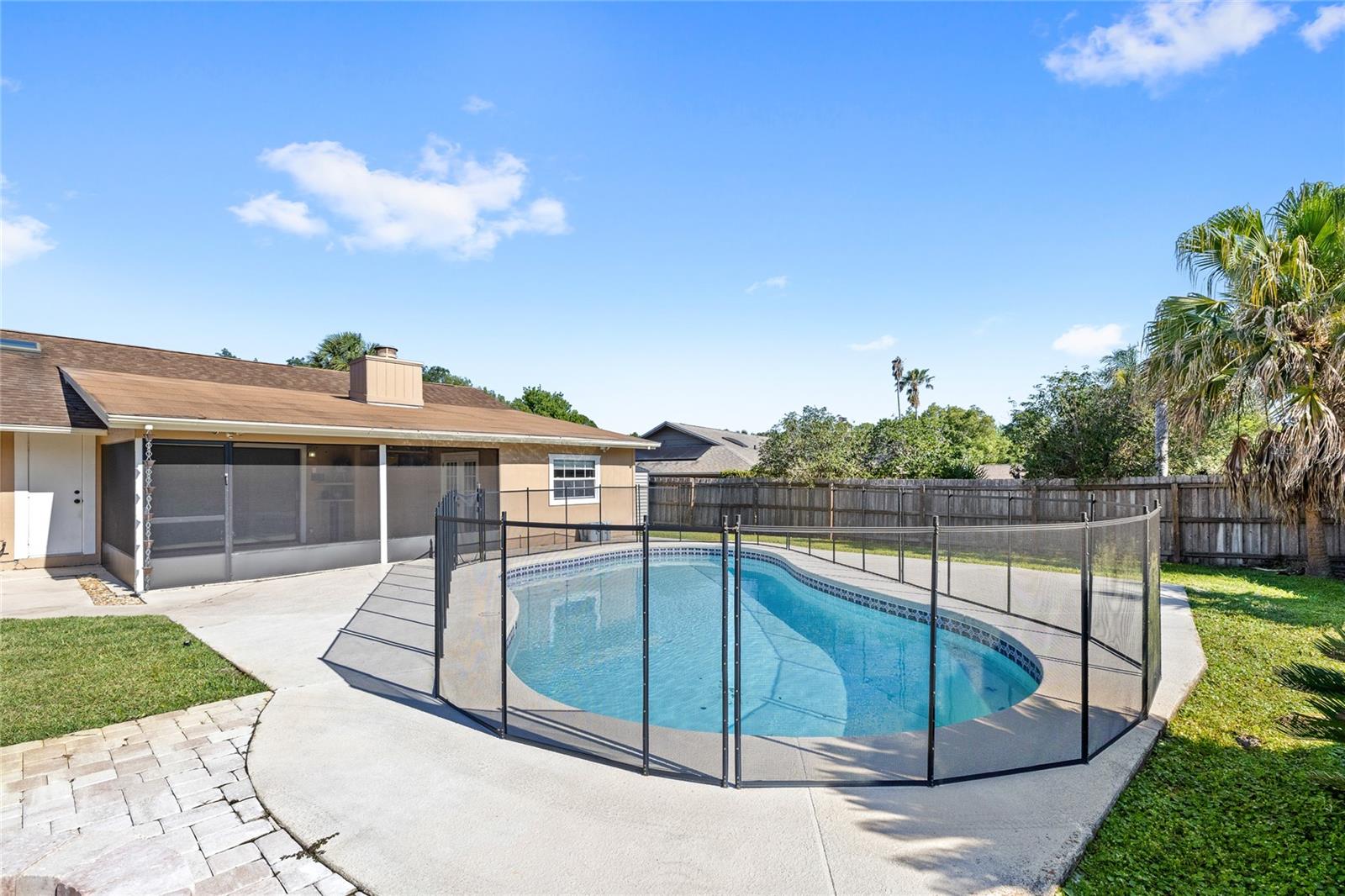 Image 36 of 48 For 413 Willowbrook Lane