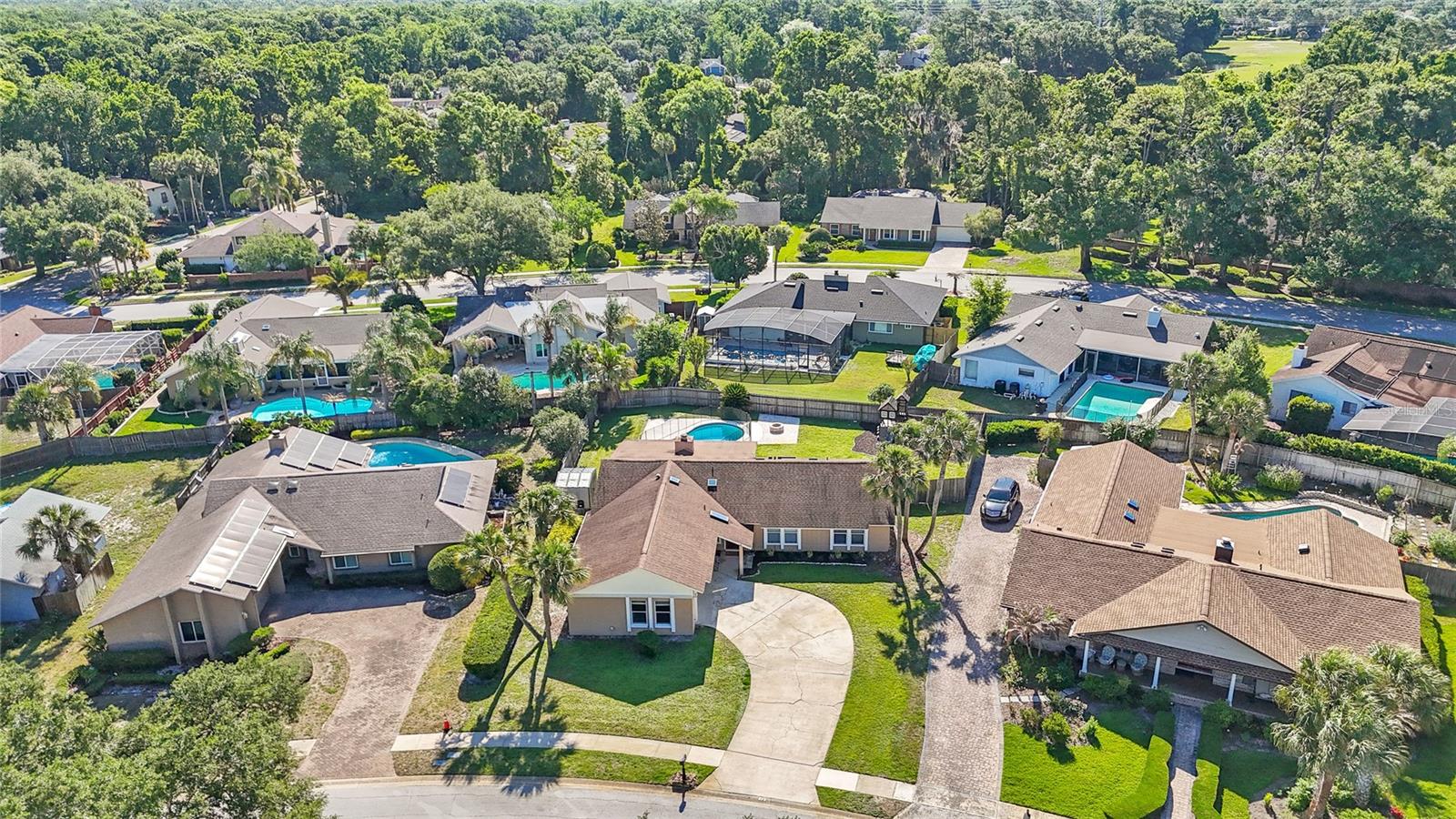 Image 41 of 48 For 413 Willowbrook Lane