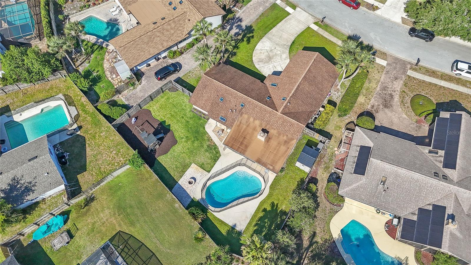 Image 42 of 48 For 413 Willowbrook Lane