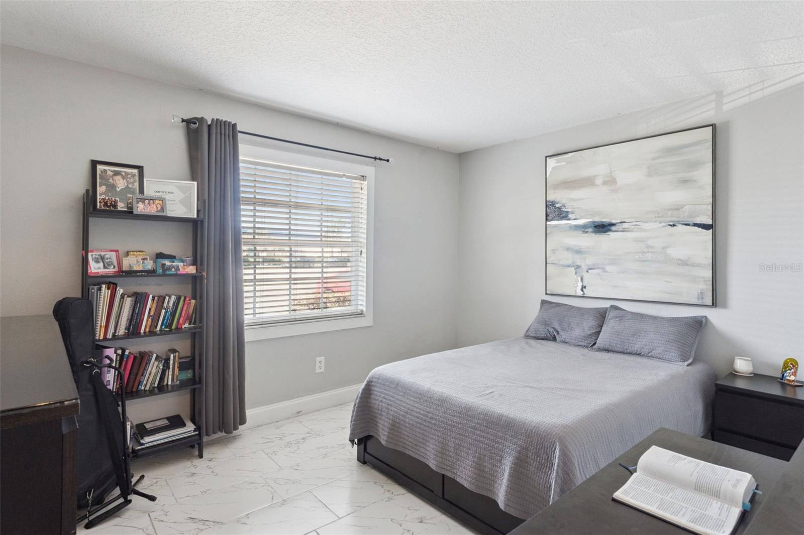 Image 13 of 32 For 4772 Tangerine Avenue 4772
