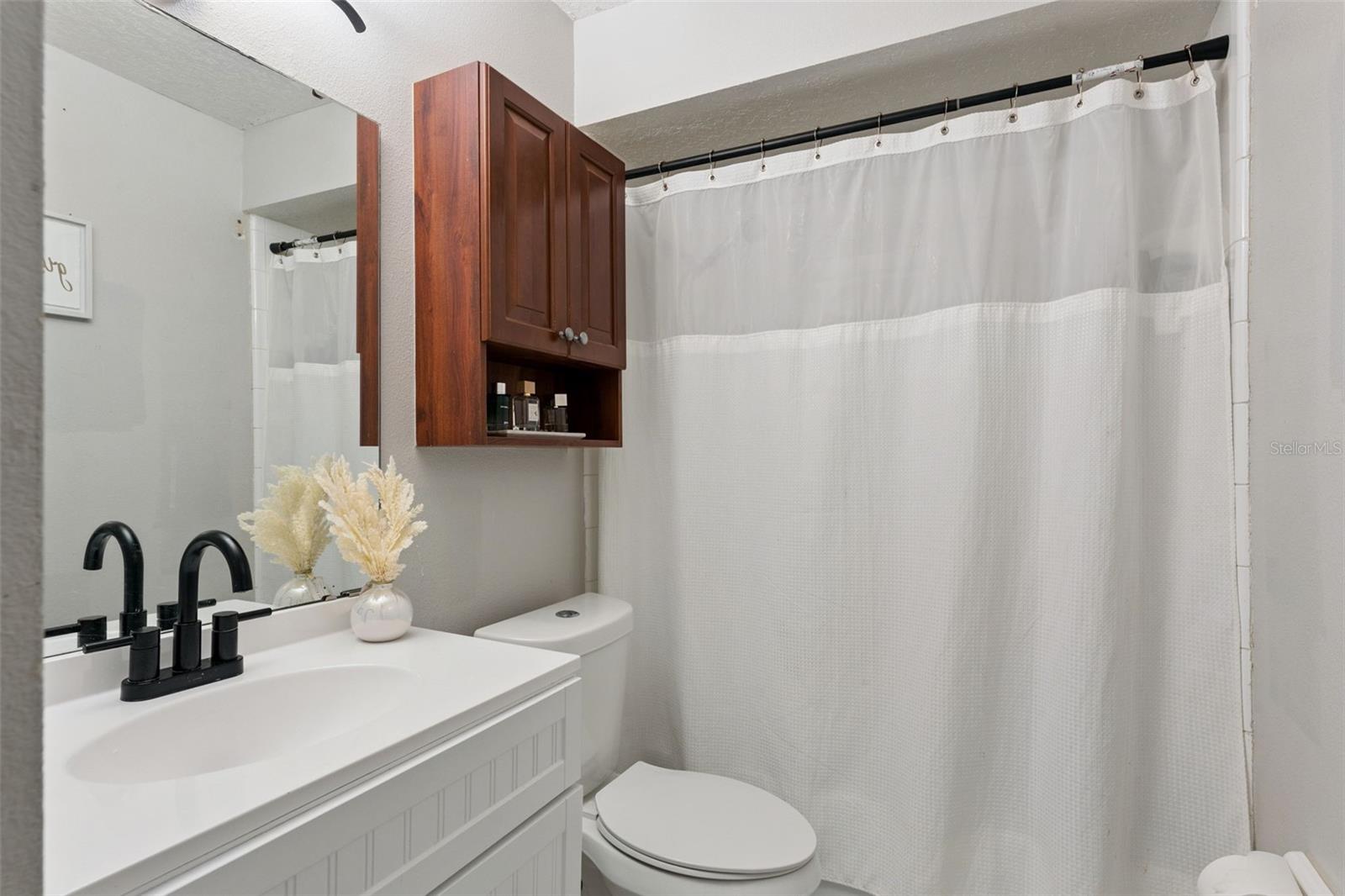 Image 16 of 32 For 4772 Tangerine Avenue 4772