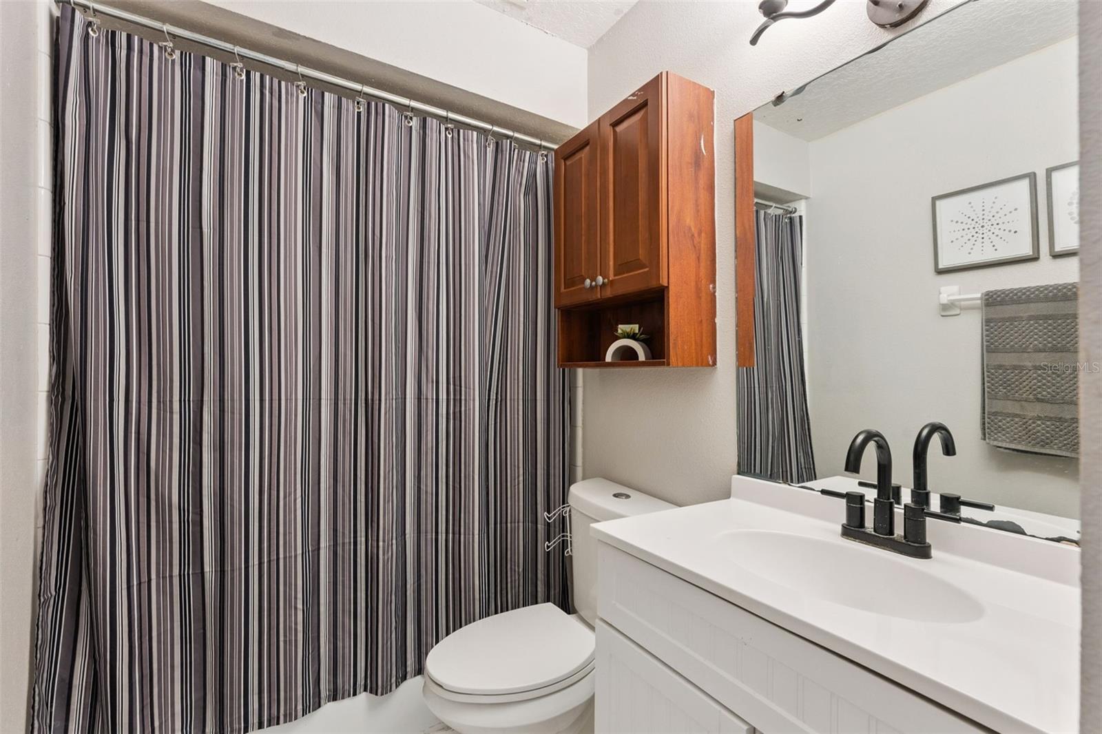 Image 17 of 32 For 4772 Tangerine Avenue 4772