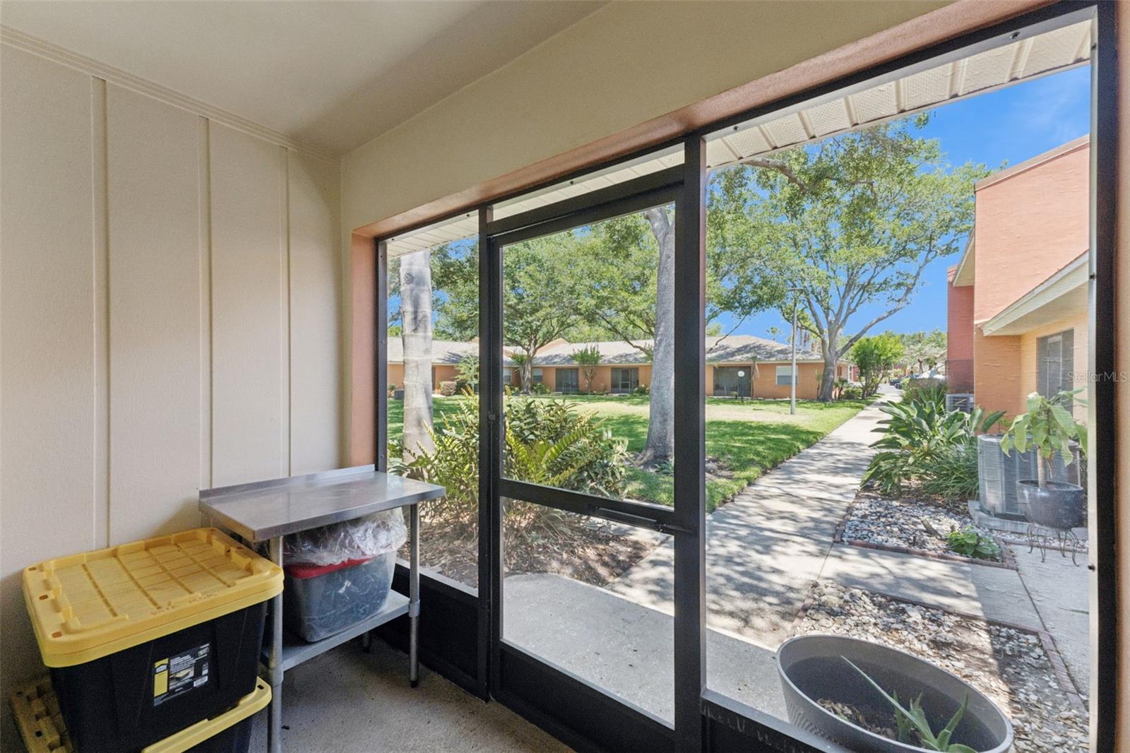 Image 19 of 32 For 4772 Tangerine Avenue 4772