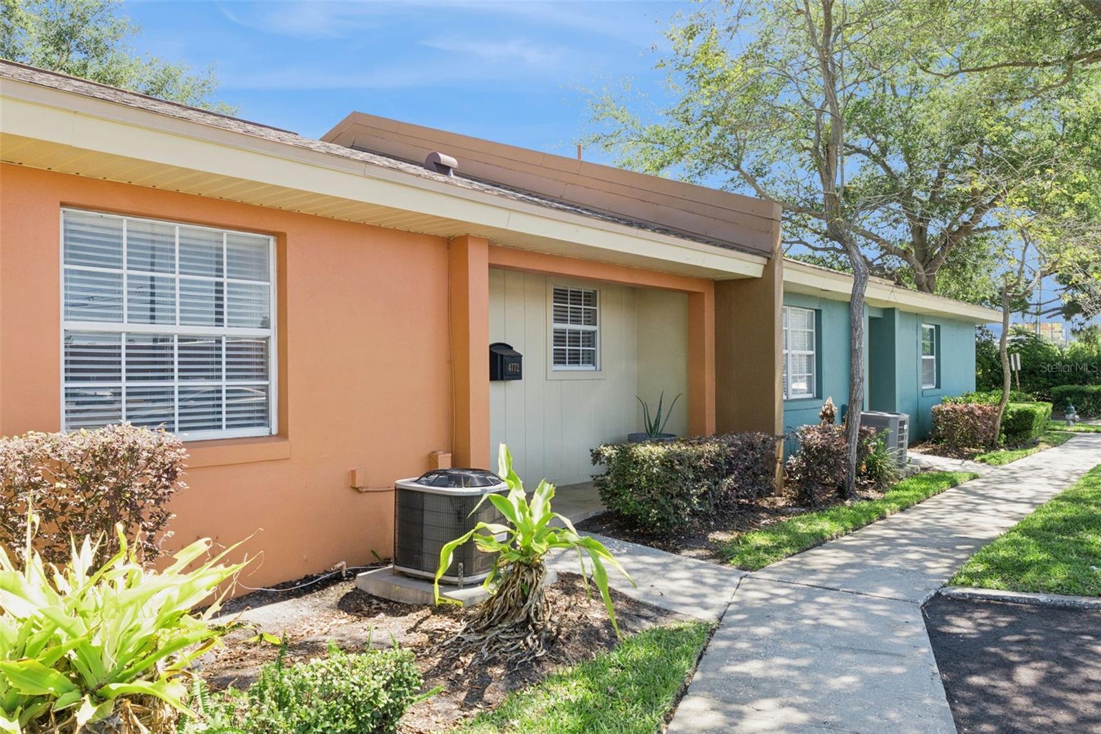 Image 2 of 32 For 4772 Tangerine Avenue 4772