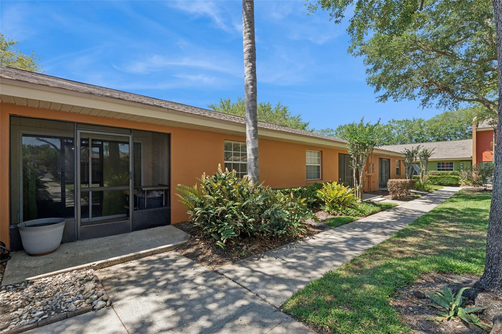 Image 21 of 32 For 4772 Tangerine Avenue 4772