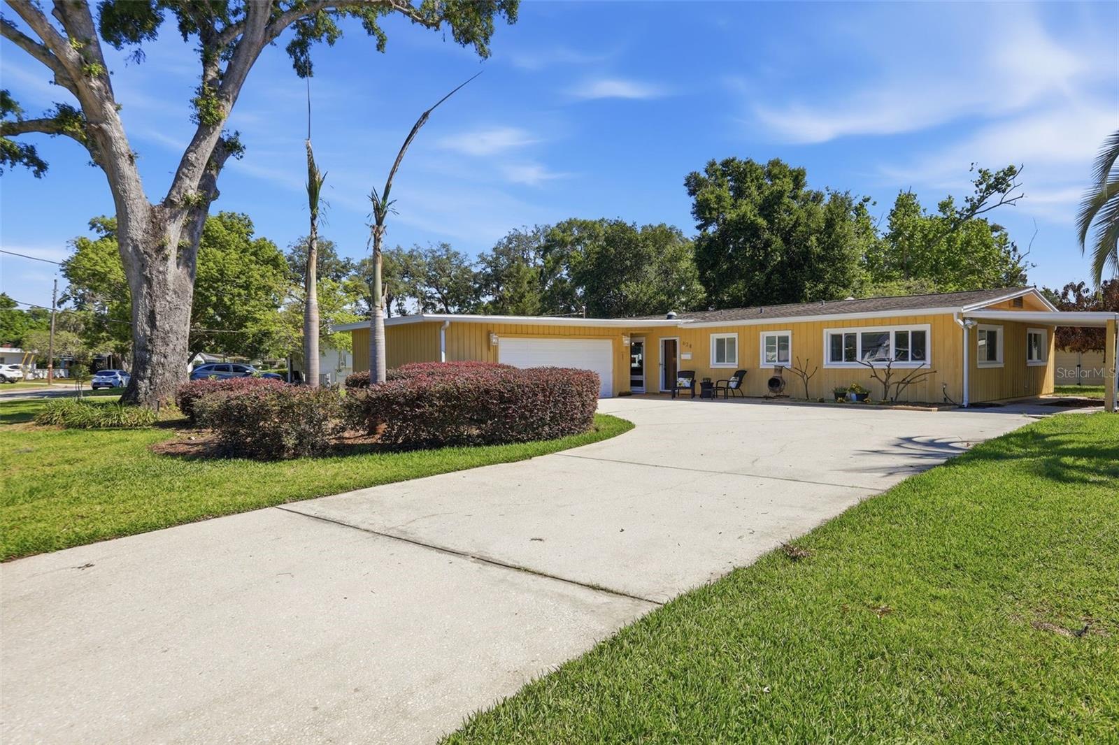 Image 11 of 32 For 628 Woodley Road