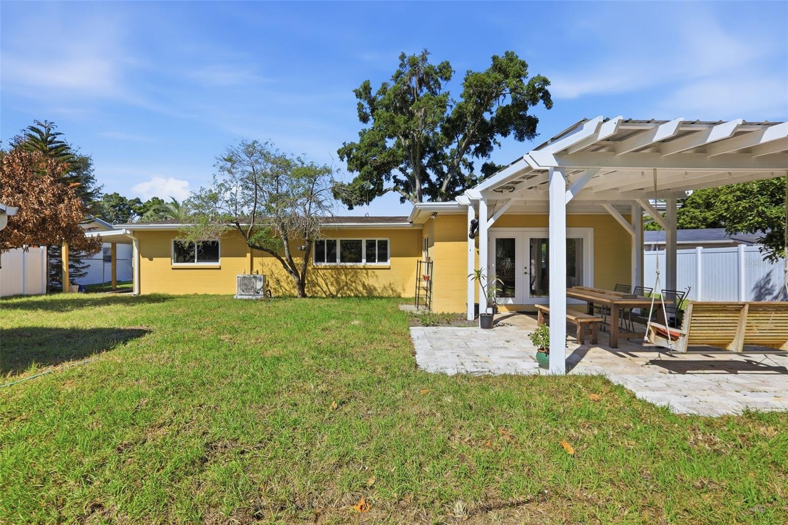 Image 9 of 32 For 628 Woodley Road