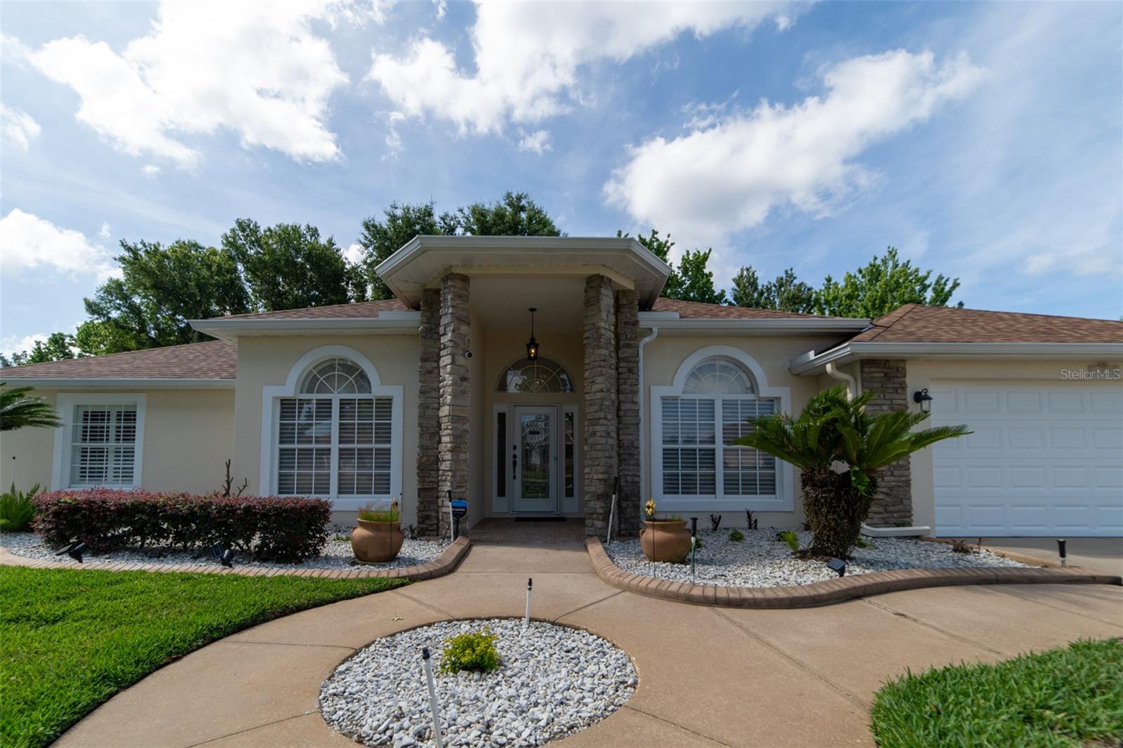 Image 10 of 65 For 13724 Calle De Ora Court