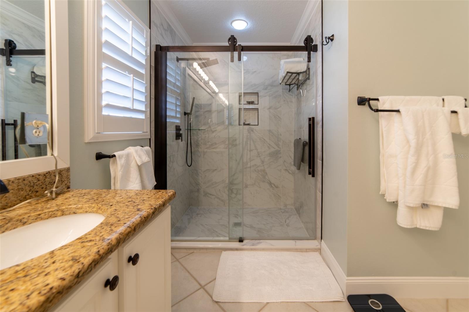 Image 31 of 65 For 13724 Calle De Ora Court