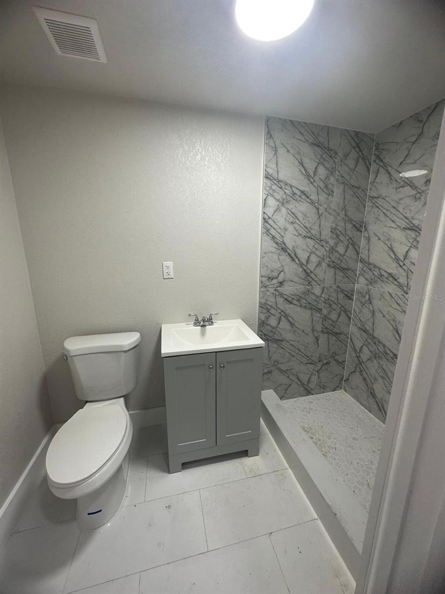 Image 10 of 14 For 1150 Pippin Street