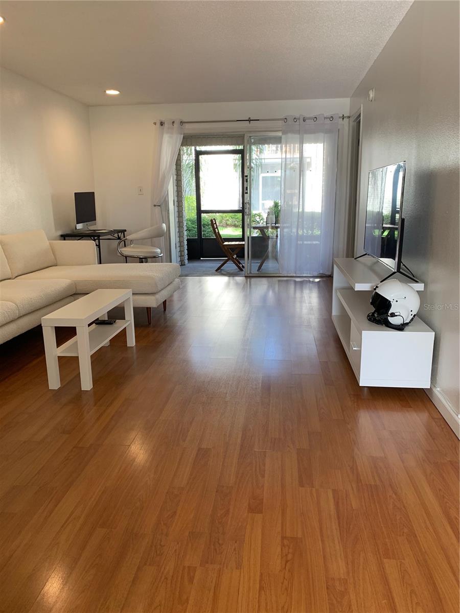 Image 4 of 15 For 2840 Plaza Terrace Drive 2840