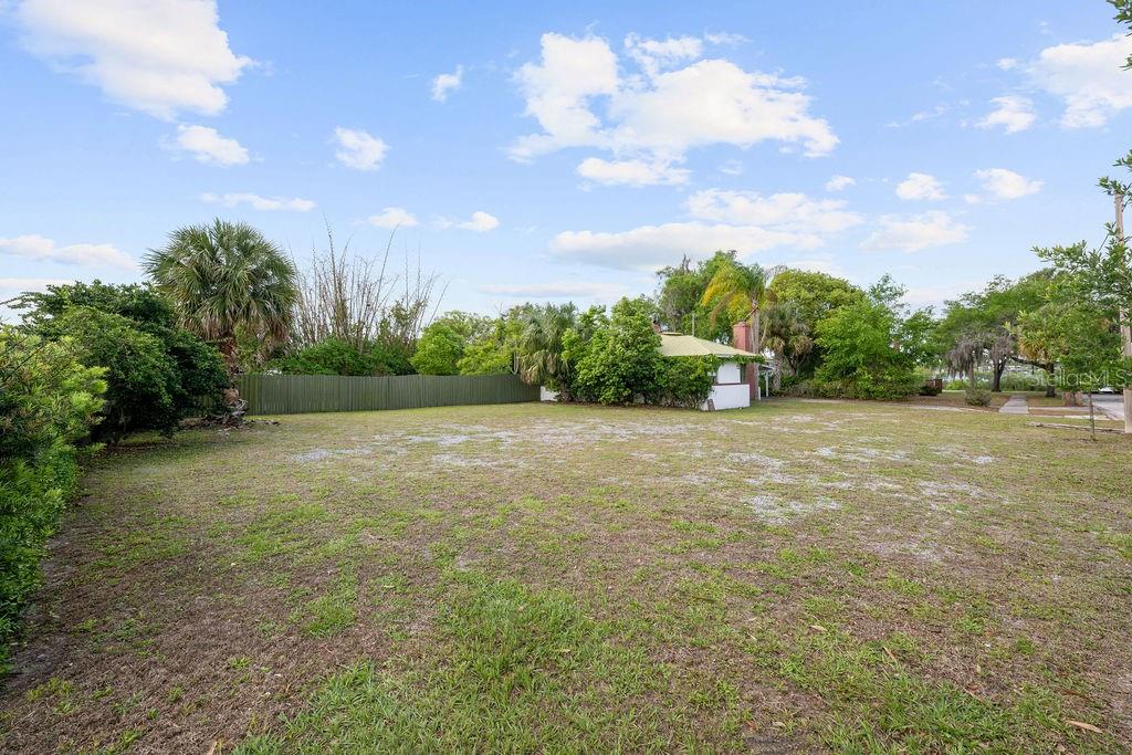 Image 25 of 48 For 1298 Beachview Avenue