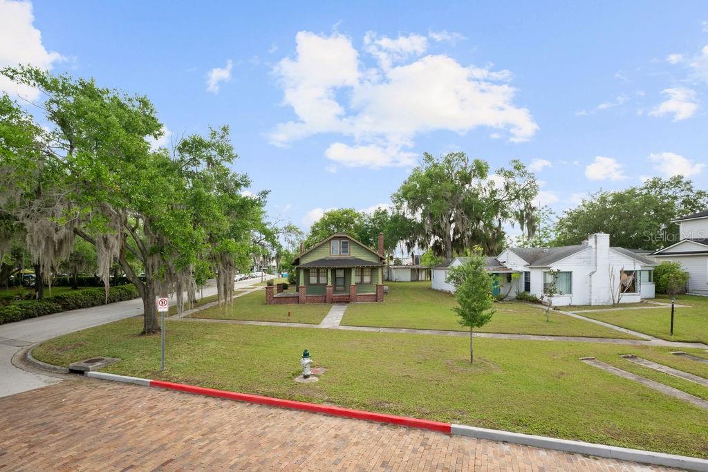 Image 28 of 48 For 1298 Beachview Avenue