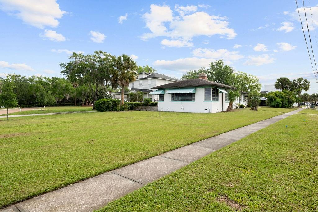 Image 35 of 48 For 1298 Beachview Avenue