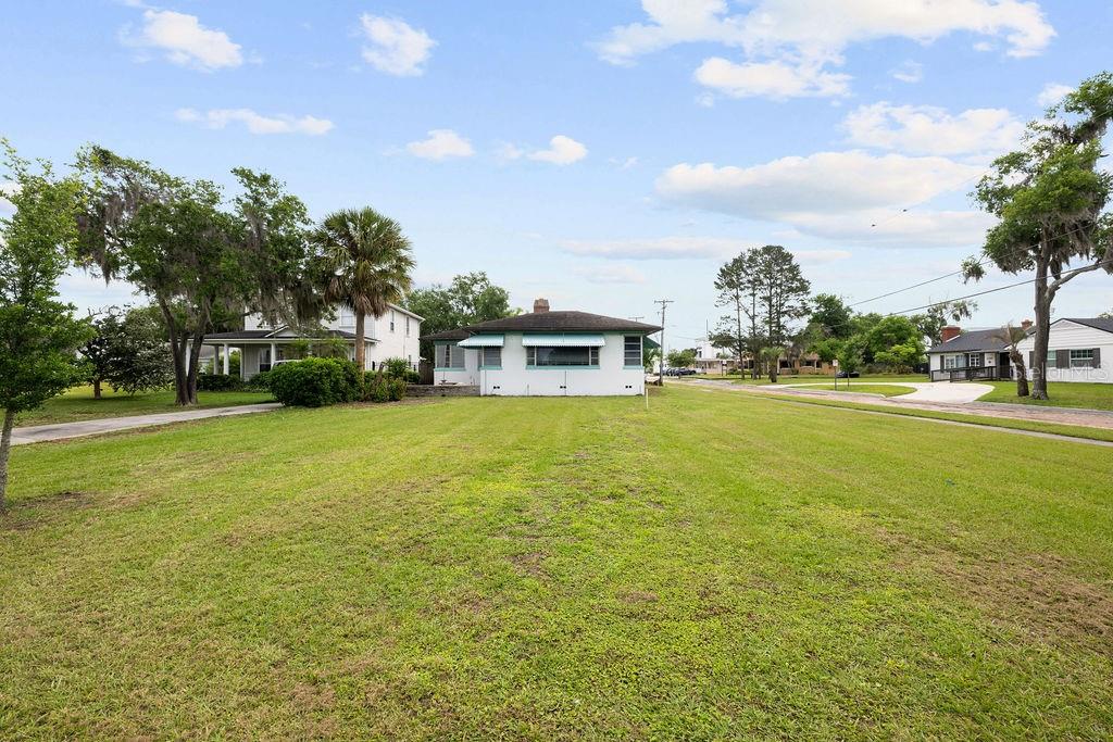 Image 37 of 48 For 1298 Beachview Avenue