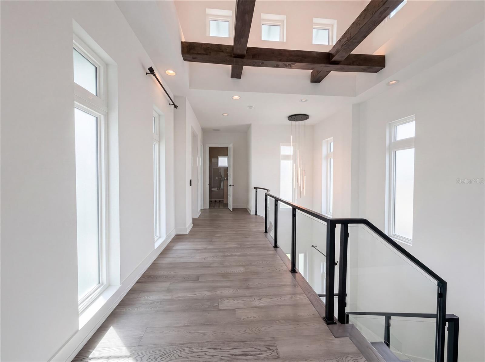 Image 13 of 42 For 5911 Redbay Boulevard
