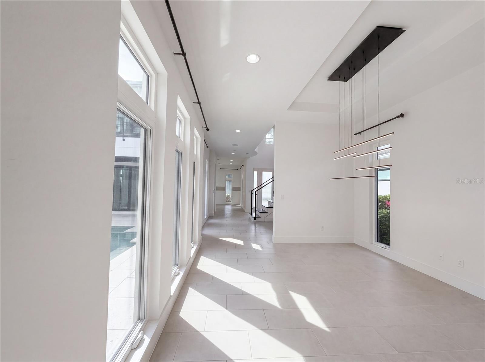 Image 19 of 42 For 5911 Redbay Boulevard