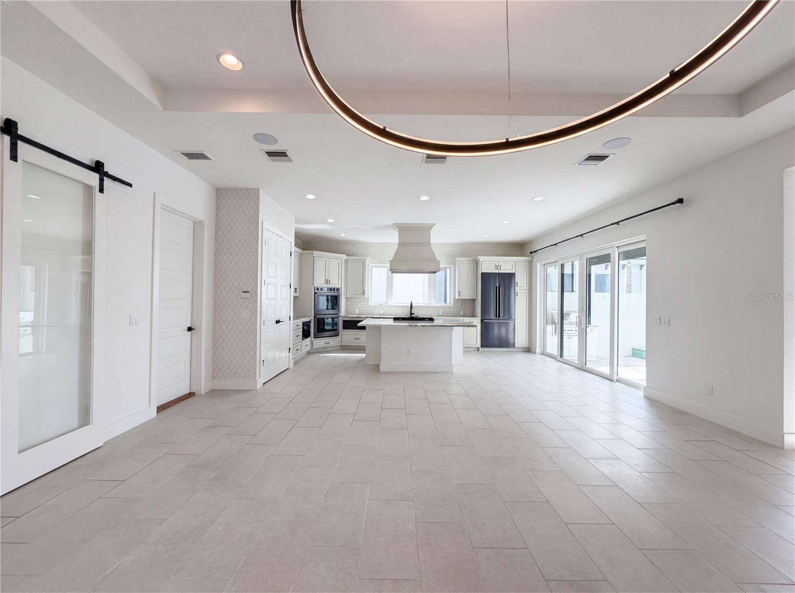 Image 27 of 42 For 5911 Redbay Boulevard