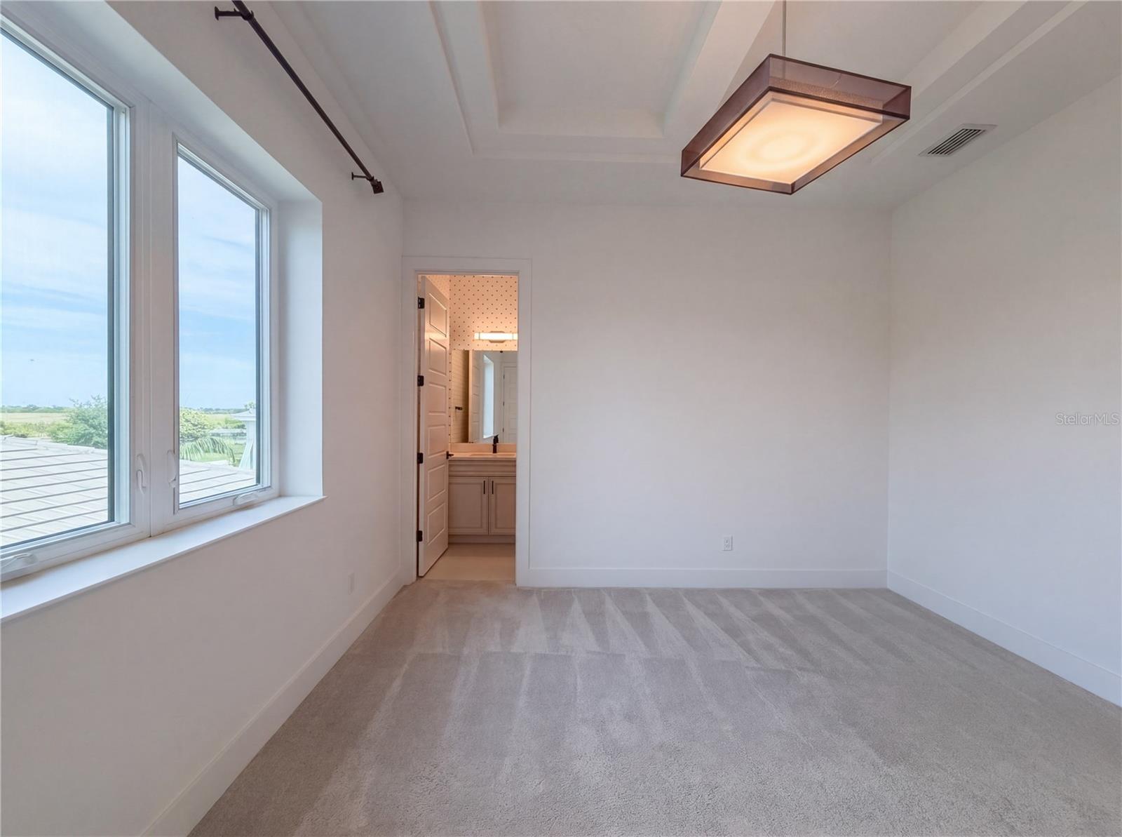 Image 9 of 42 For 5911 Redbay Boulevard