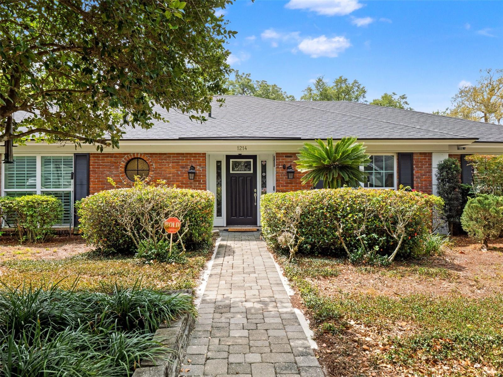 Image 2 of 66 For 1214 Sweetbriar Road