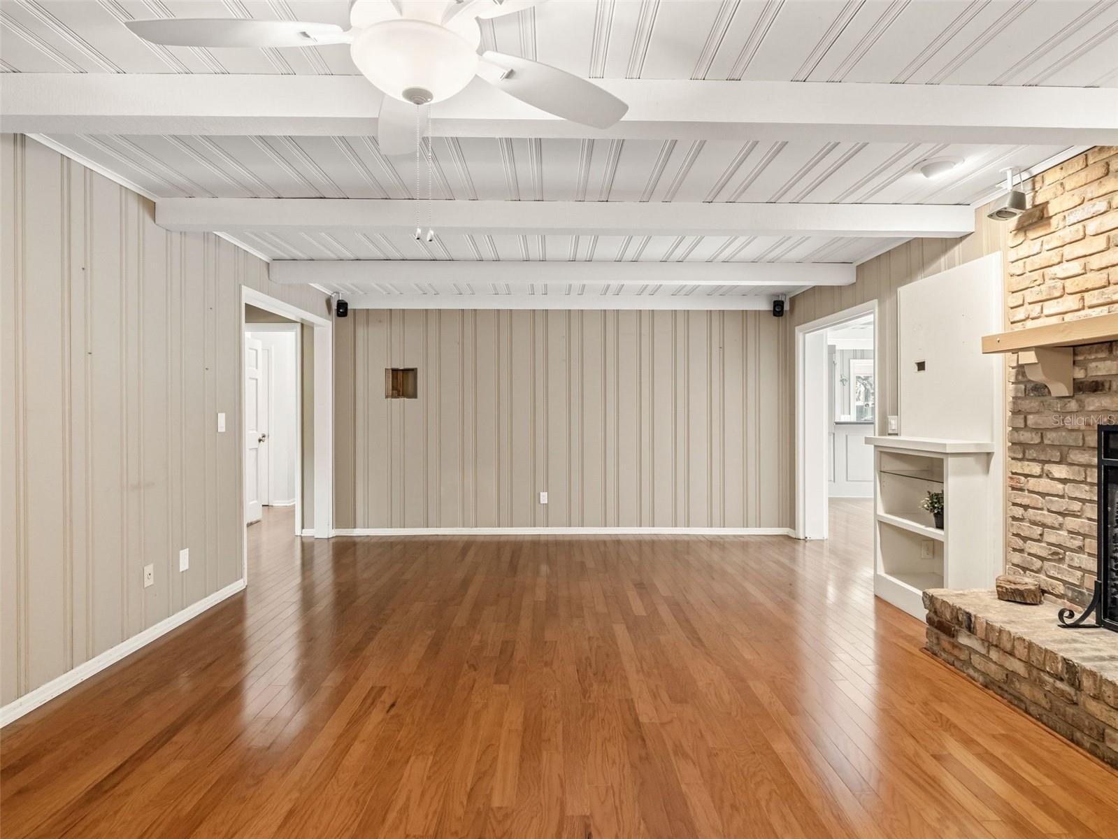 Image 21 of 66 For 1214 Sweetbriar Road