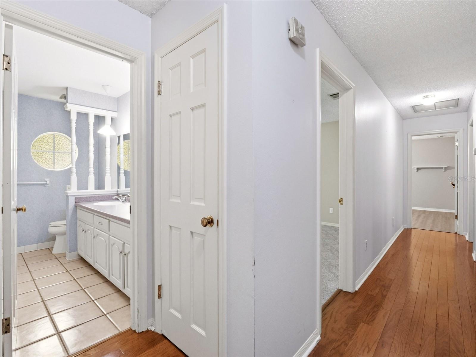Image 42 of 66 For 1214 Sweetbriar Road