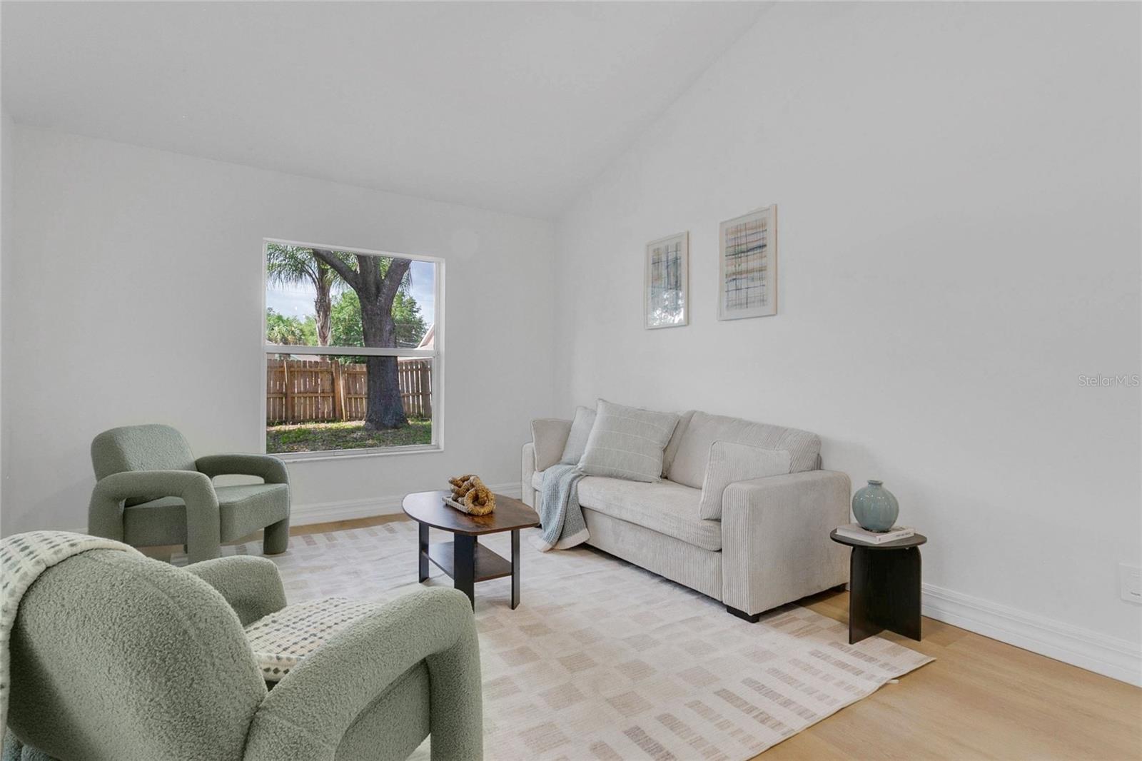 Image 11 of 35 For 5145 Everett Street