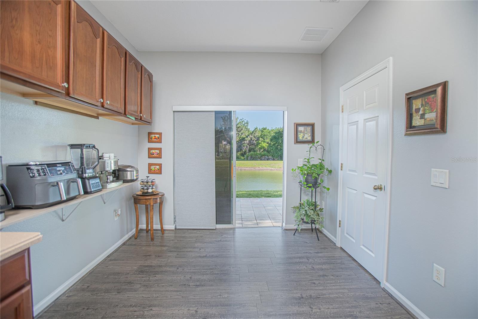 Image 12 of 34 For 1355 Honey Blossom Drive