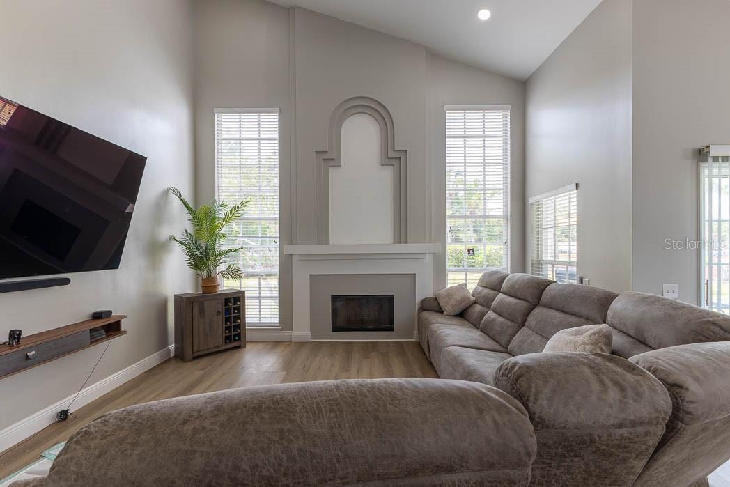 Image 11 of 55 For 3432 Idlegrove Court