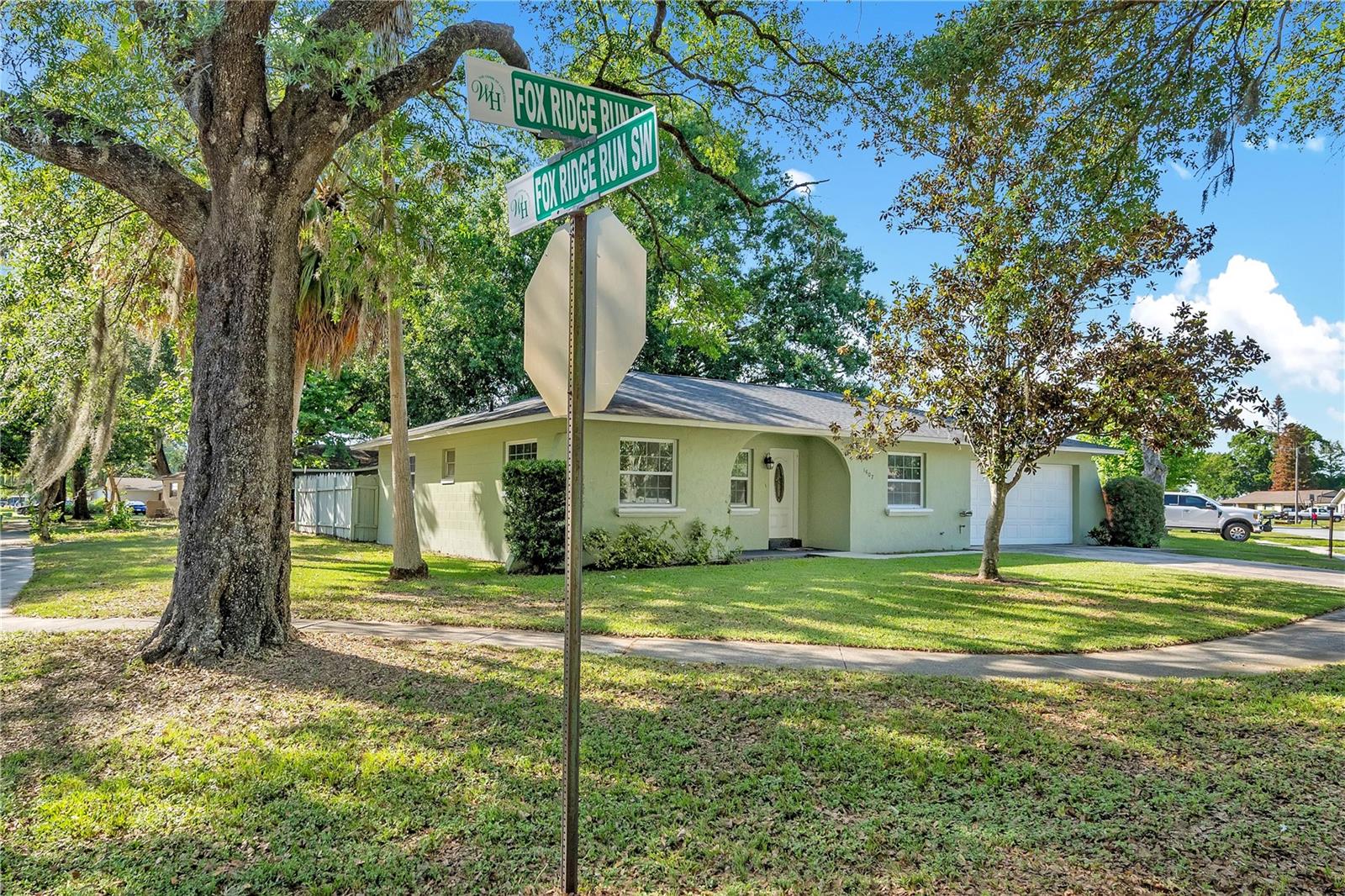 Image 4 of 31 For 1507 Foxridge Run Sw