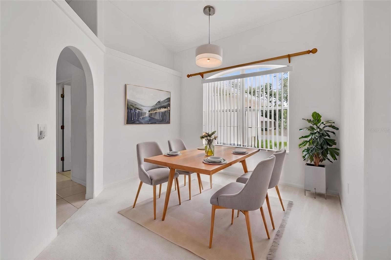 Listing photo id 9 for 123 Camino Lane